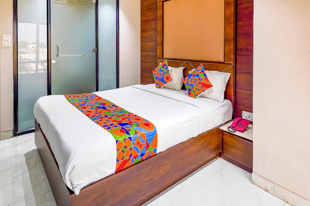 Fabhotel Eros 211 - Nr Sreebhumi Calcutta Buitenkant foto