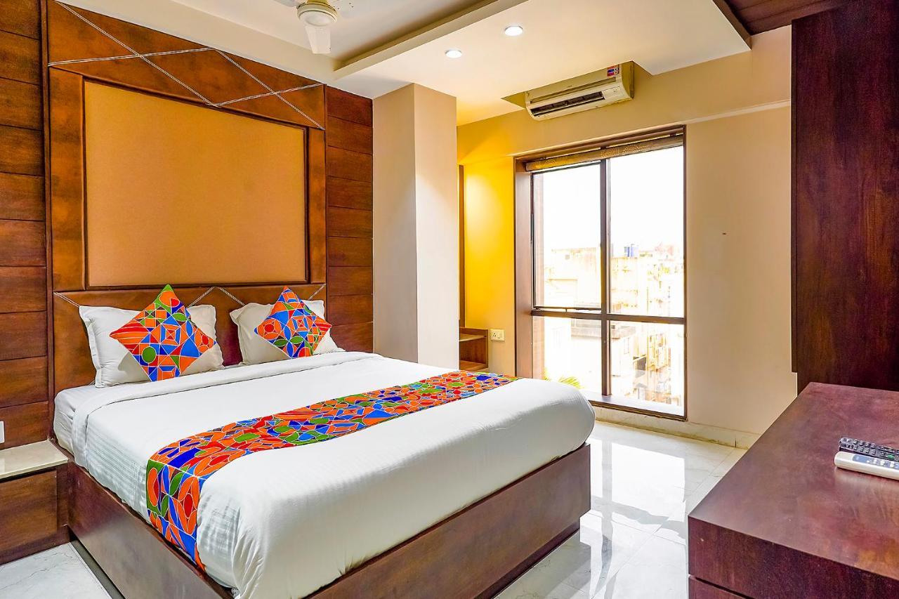 Fabhotel Eros 211 - Nr Sreebhumi Calcutta Buitenkant foto