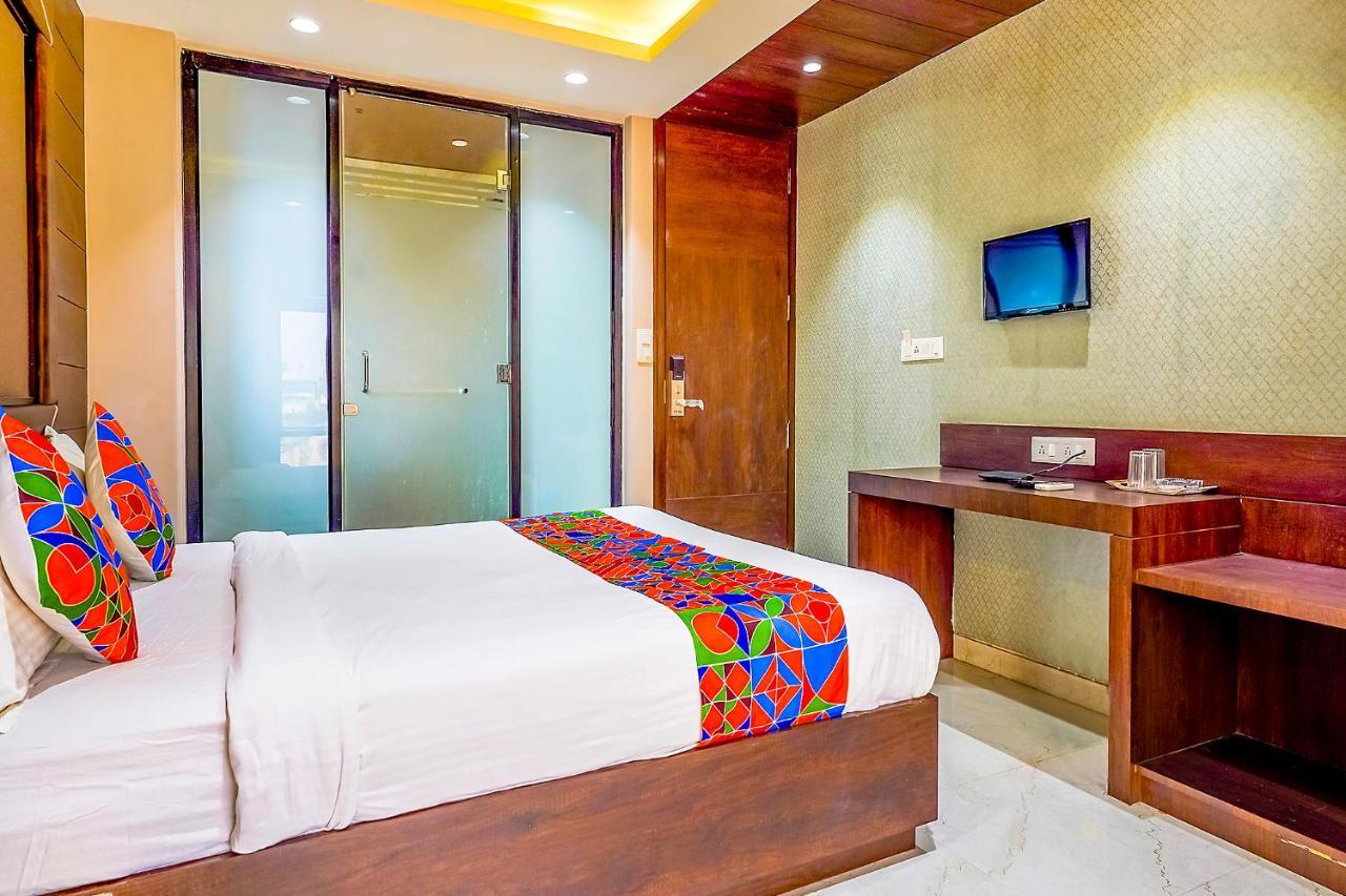 Fabhotel Eros 211 - Nr Sreebhumi Calcutta Buitenkant foto